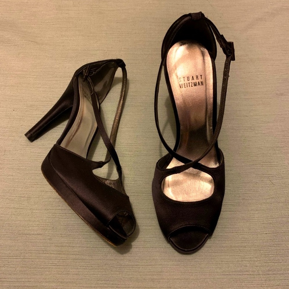 Stuart Weitzman Black Satin Crossover Heel 37/7